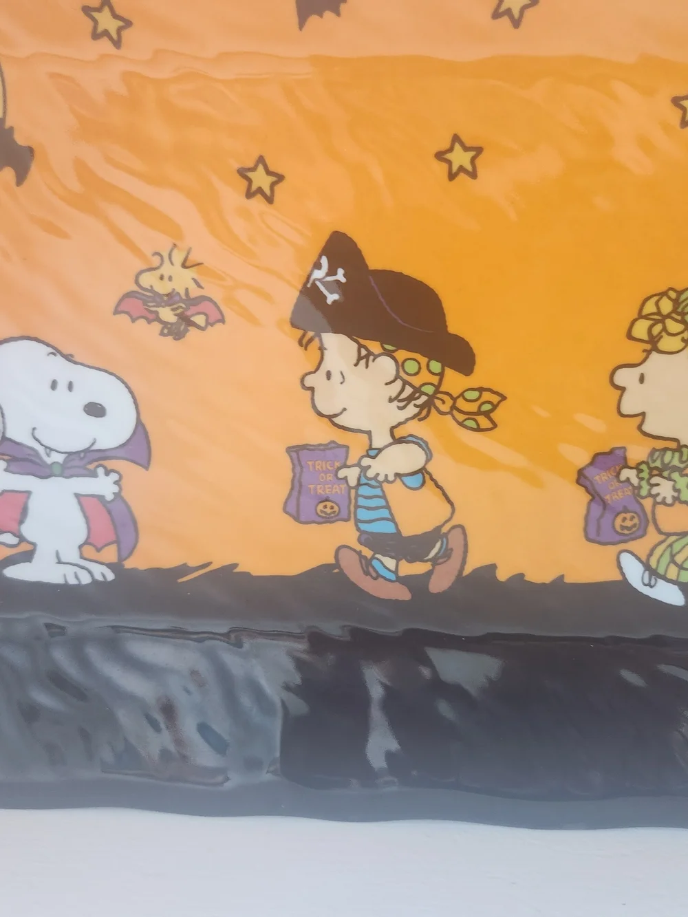 Peanuts Halloween Trick-or-Treat Table Plastic Platter - Orange & Black 19 X 8in